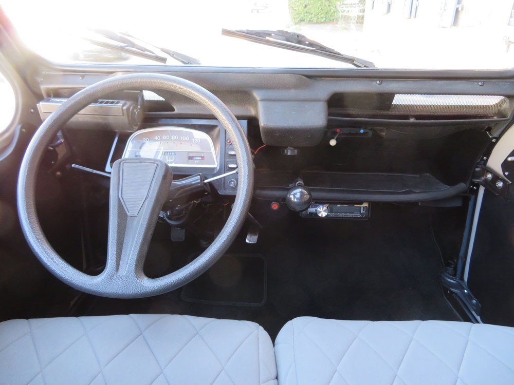 Citroen 2CV6 Charleston Cabriolet