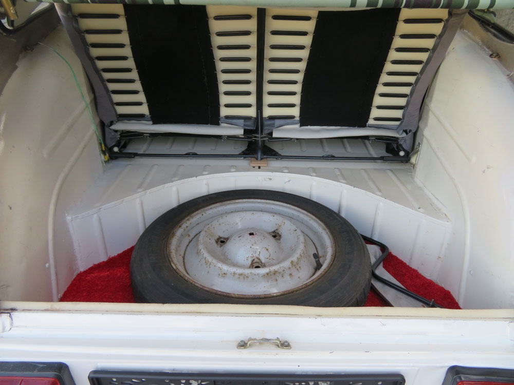 Citroen 2CV6 Spécial (Club) Cabriolet