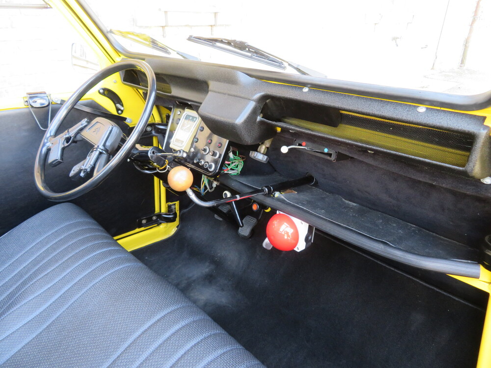 Citroen 2CV6 Cabriolet