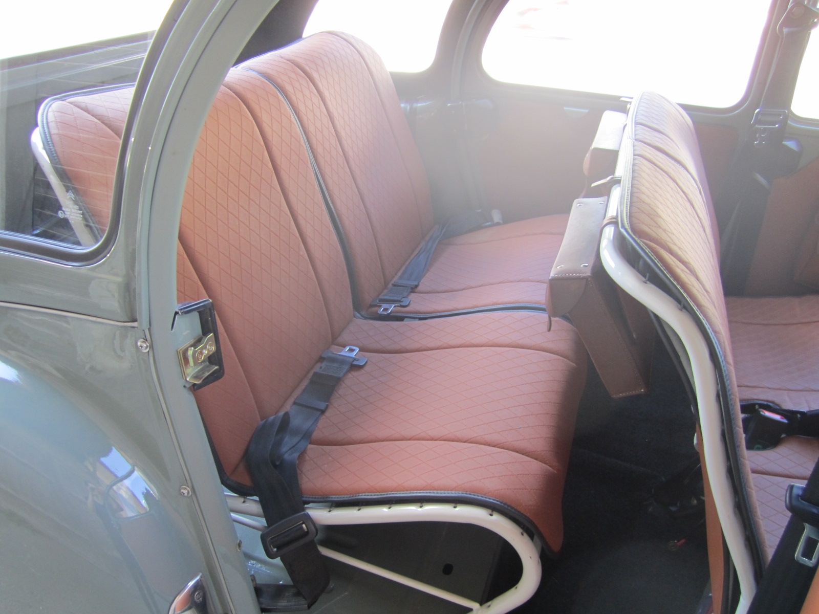 Citroen 2 CV Cabriolet