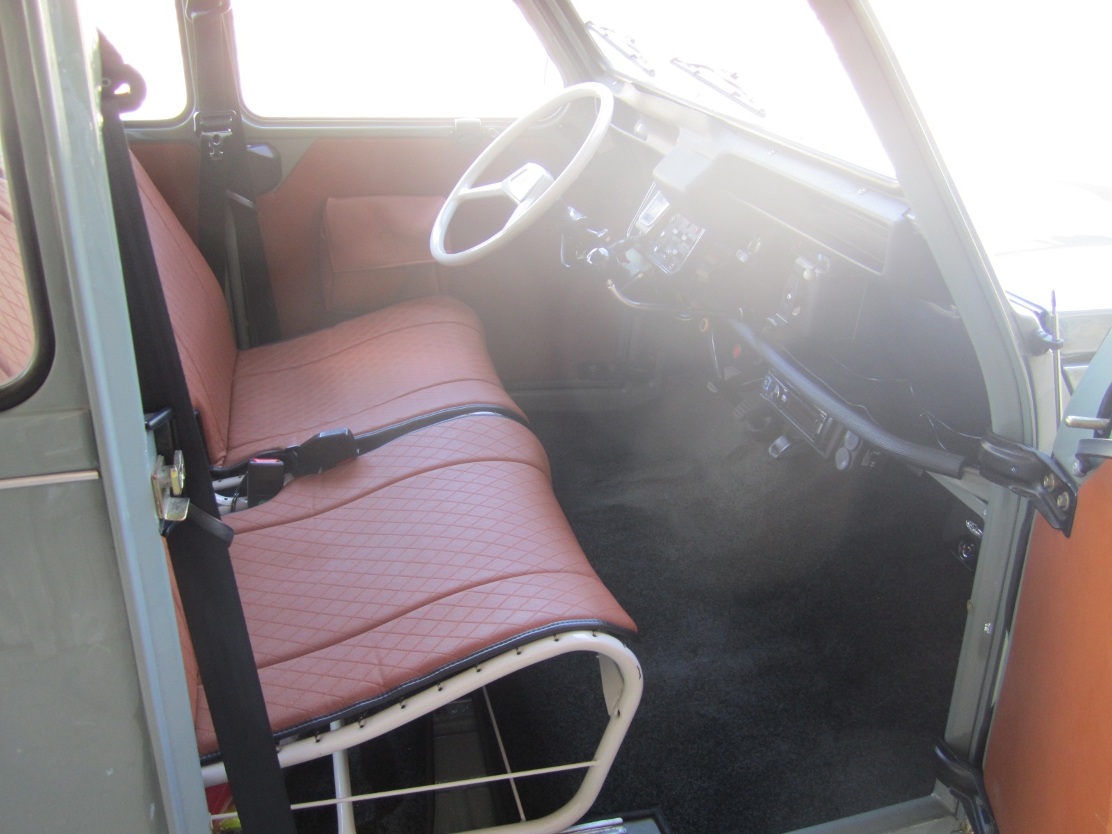 Citroen 2 CV Cabriolet