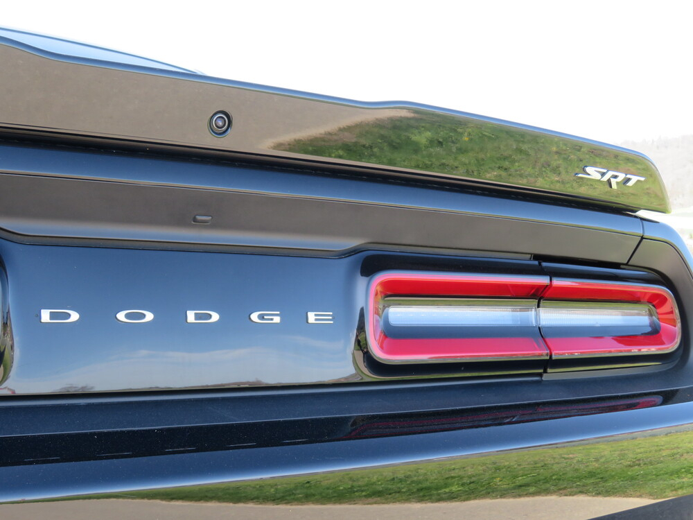 Dodge Challenger SRT 6.4 V8 Hemi Coupé