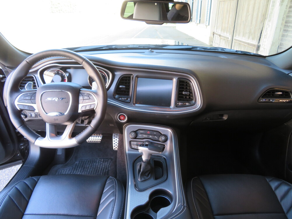 Dodge Challenger SRT 6.4 V8 Hemi Coupé