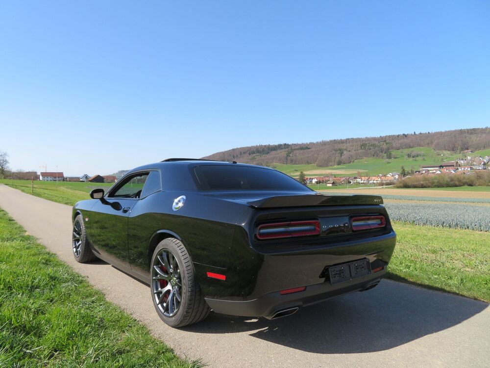 Dodge Challenger SRT 6.4 V8 Hemi Coupé