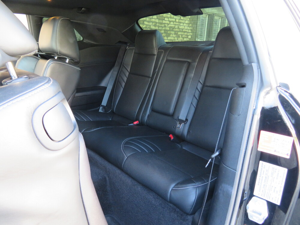 Dodge Challenger SRT 6.4 V8 Hemi Coupé