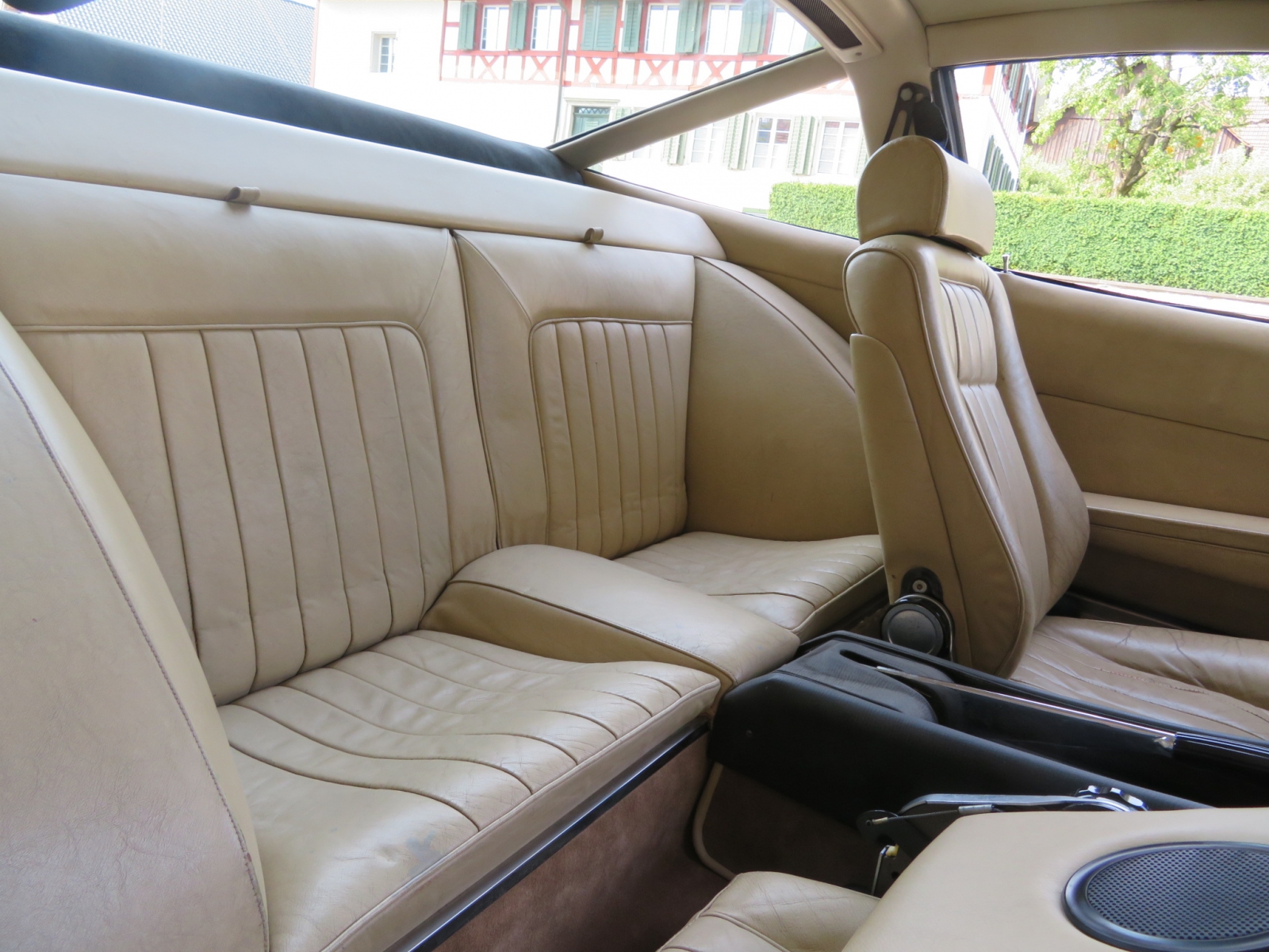 Ferrari 365 GTC/4 Coupé