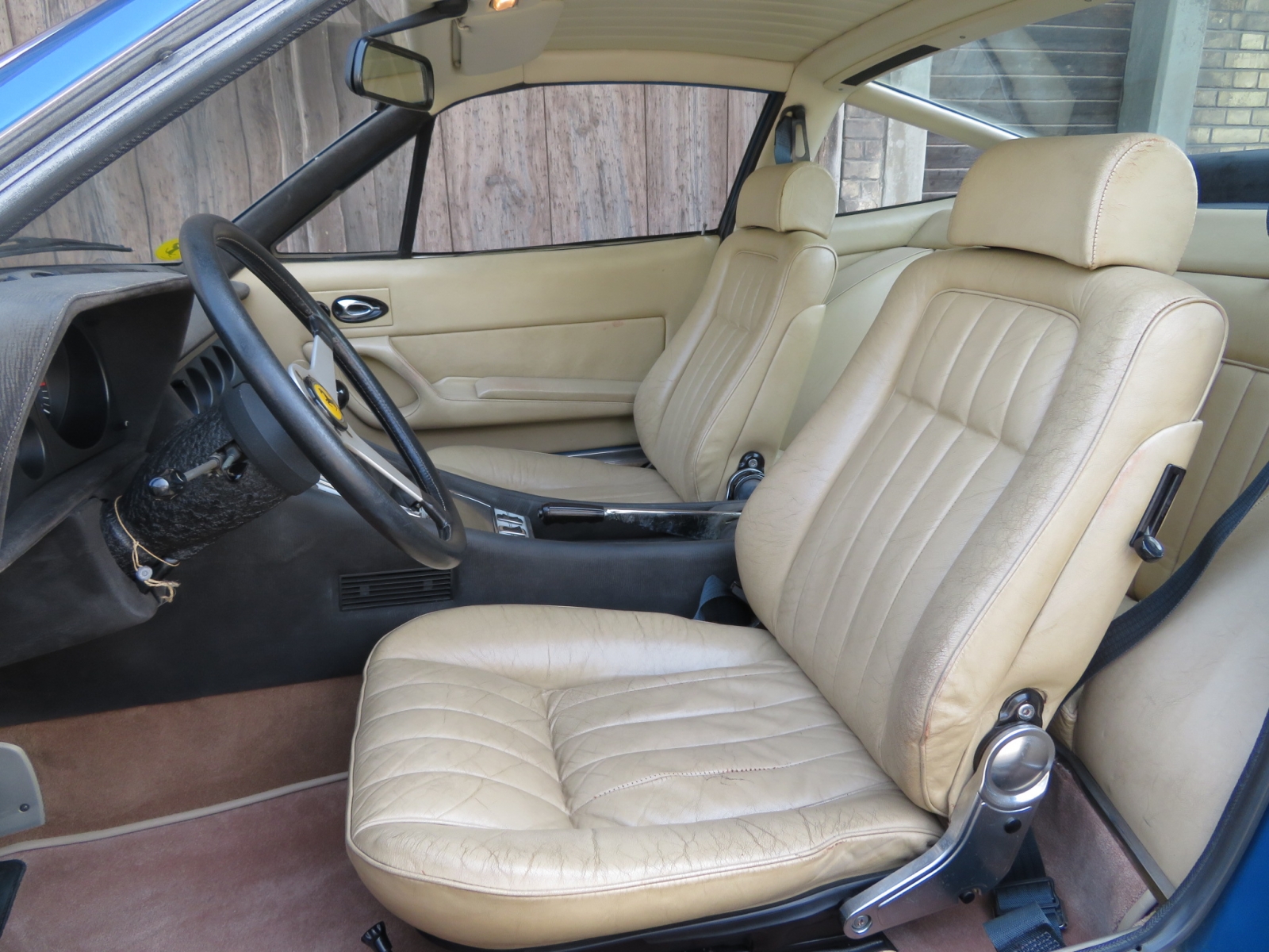 Ferrari 365 GTC/4 Coupé