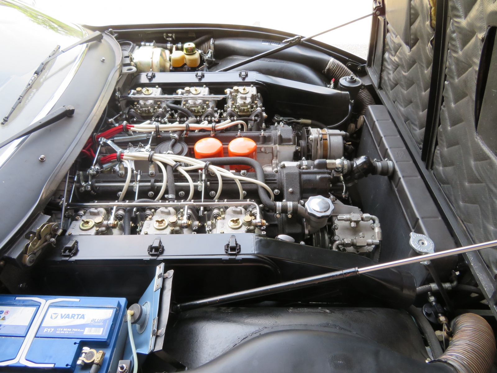 Ferrari 365 GTC/4 Coupé