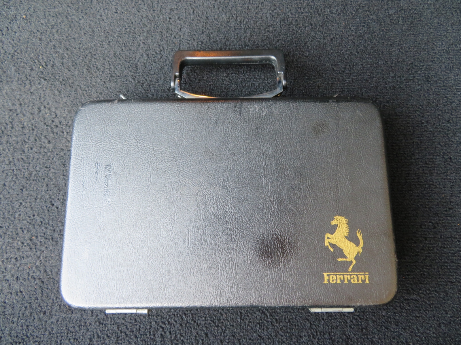 Ferrari 365 GTC/4 Coupé