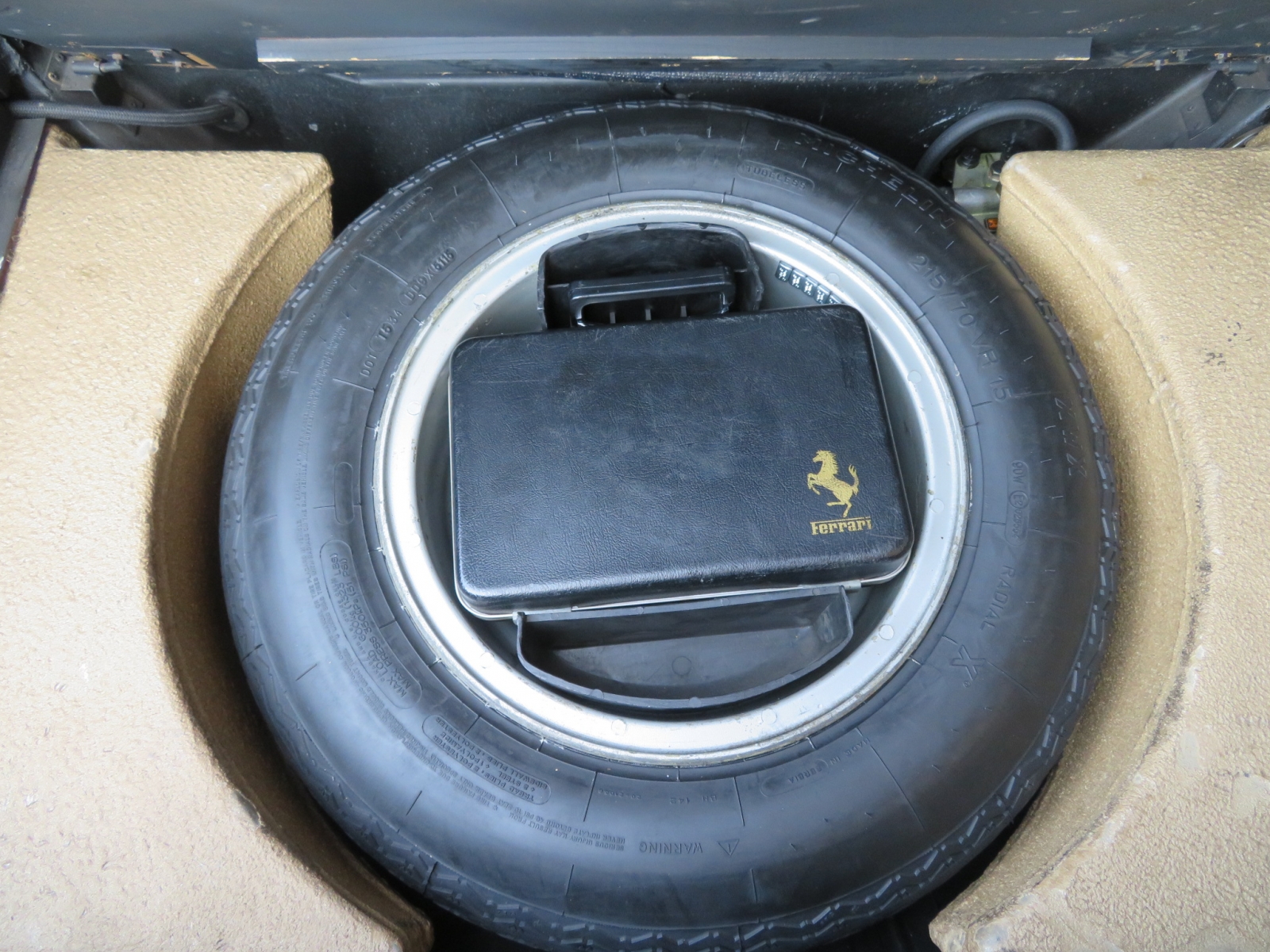 Ferrari 365 GTC/4 Coupé