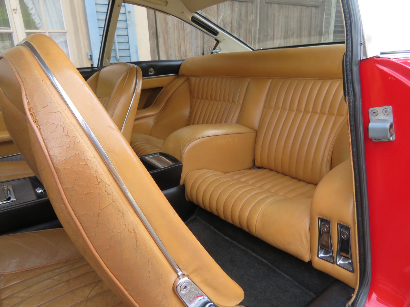 Ferrari 365 GT 2+2 Coupé