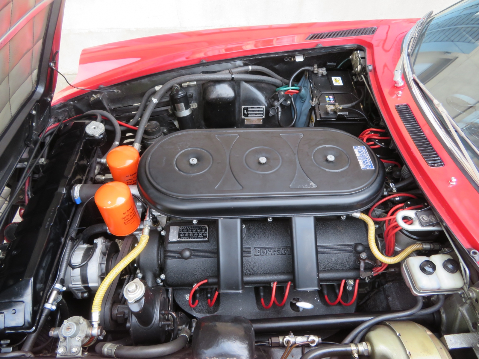 Ferrari 365 GT 2+2 Coupé