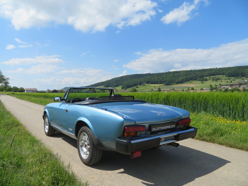 Fiat 124 Spider Cabriolet