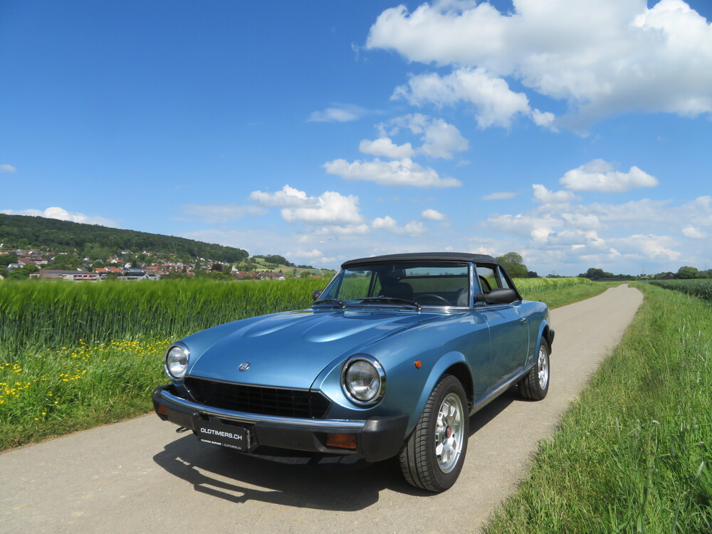 Fiat 124 Spider Cabriolet