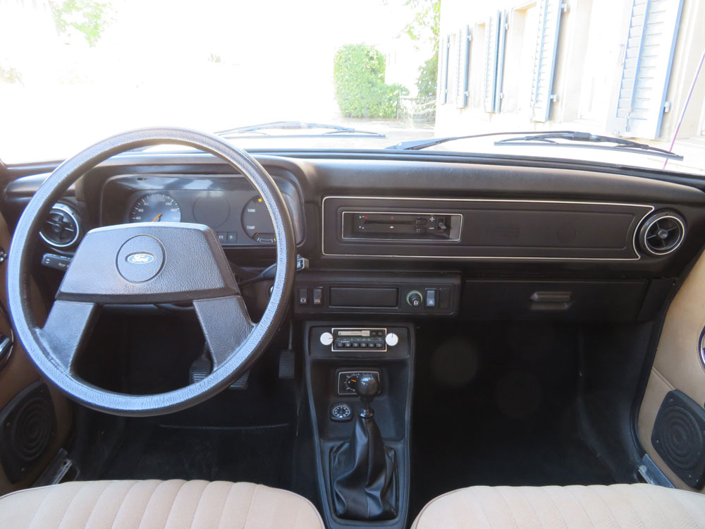 Ford Escort GL Coupé