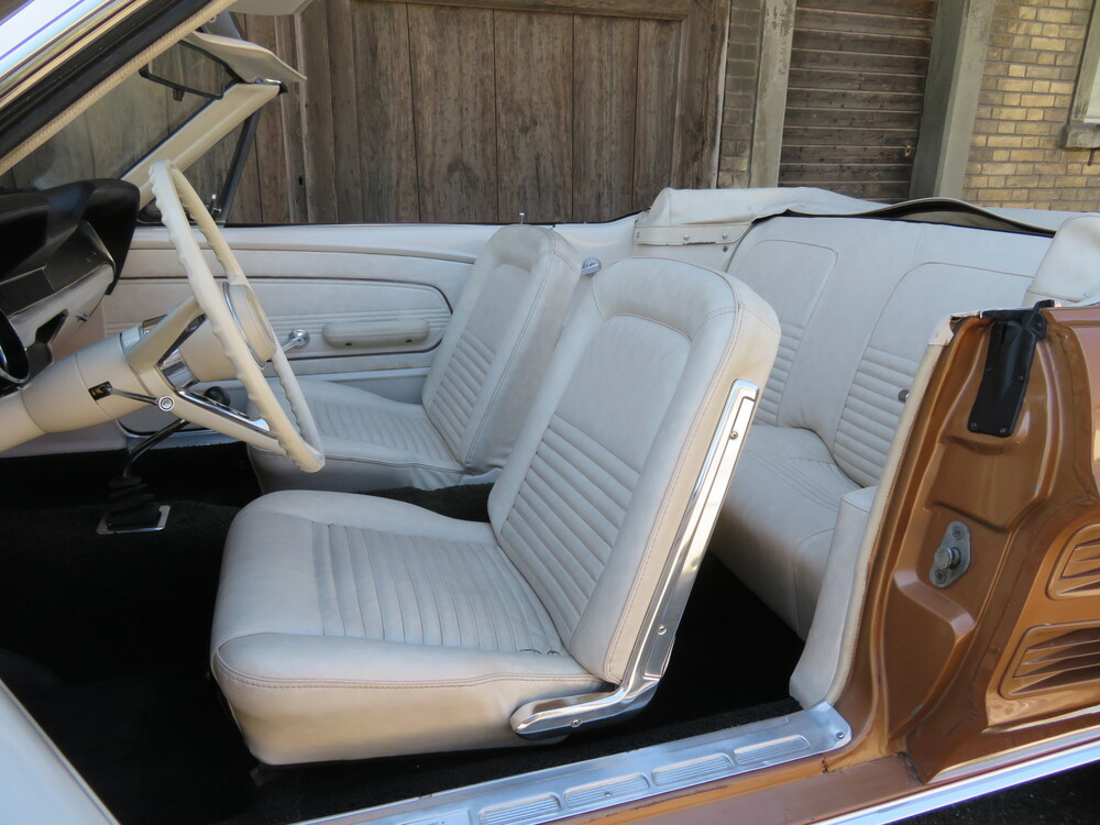 Ford (USA) Mustang V8 Cabriolet