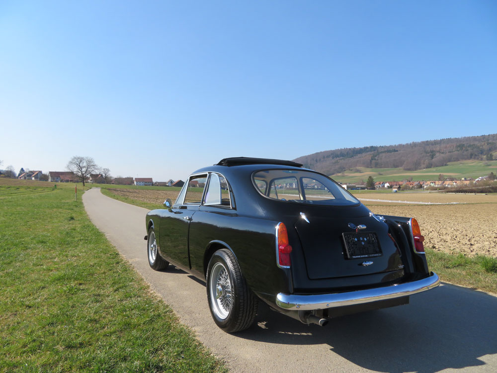 Gilbern 1800 GT Coupé