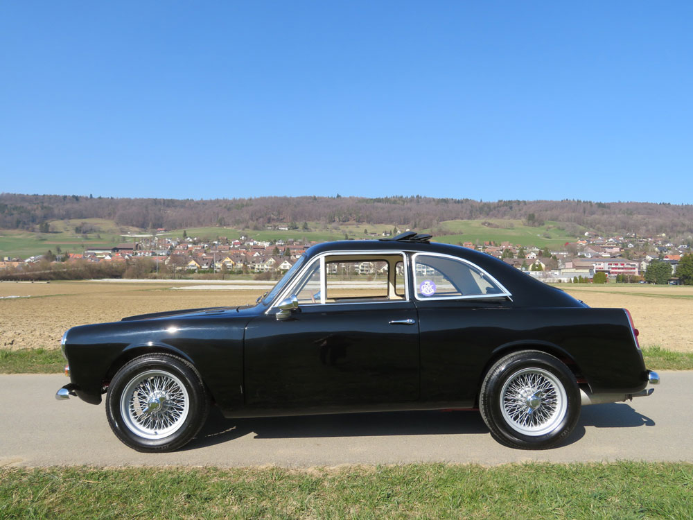 Gilbern 1800 GT Coupé