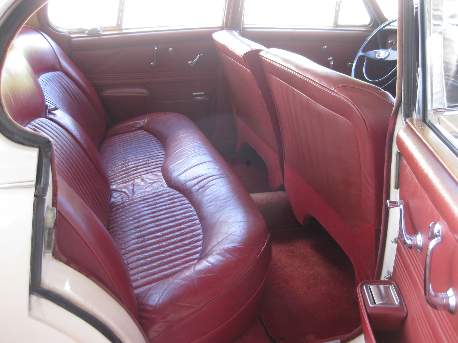 Jaguar 420 Limousine