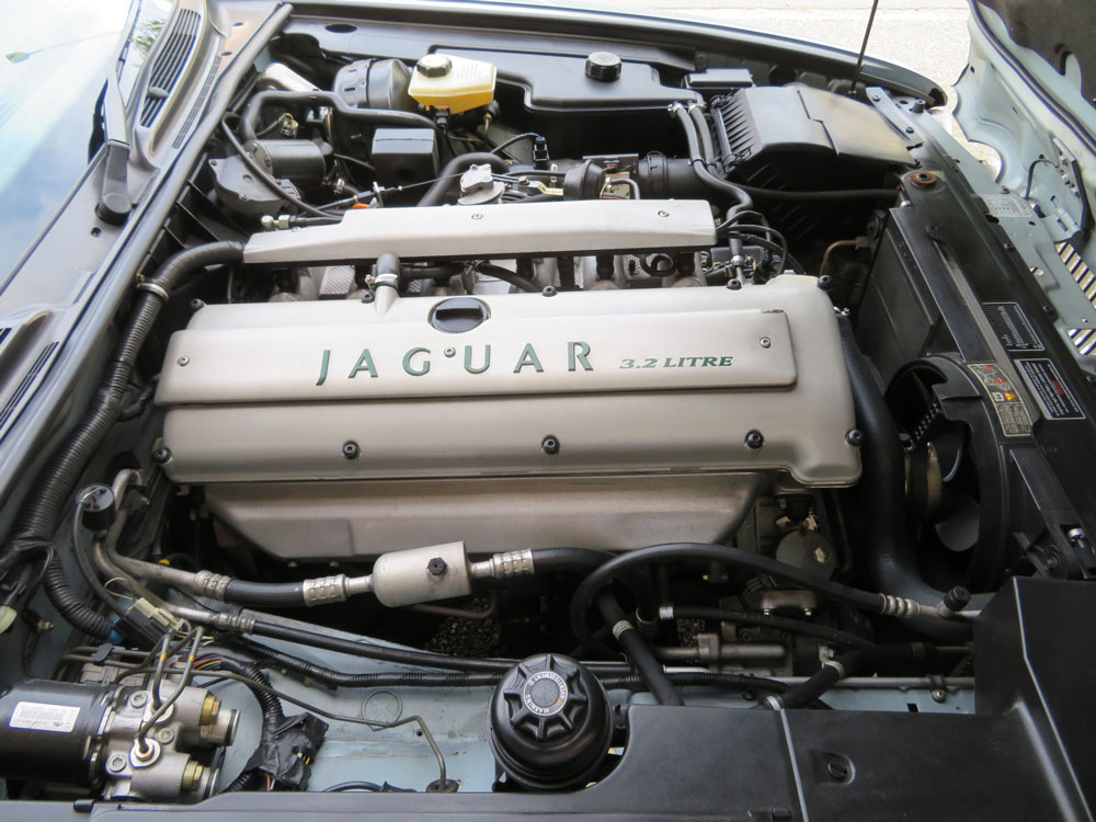 Jaguar XJ6 3.2 Executive Limousine