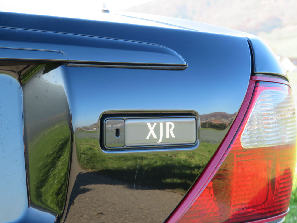 Jaguar XJR 4.0 V8 S/C Limousine