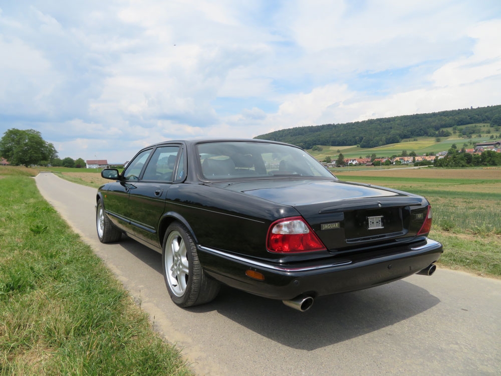Jaguar XJR 4.0 V8 S/C Limousine
