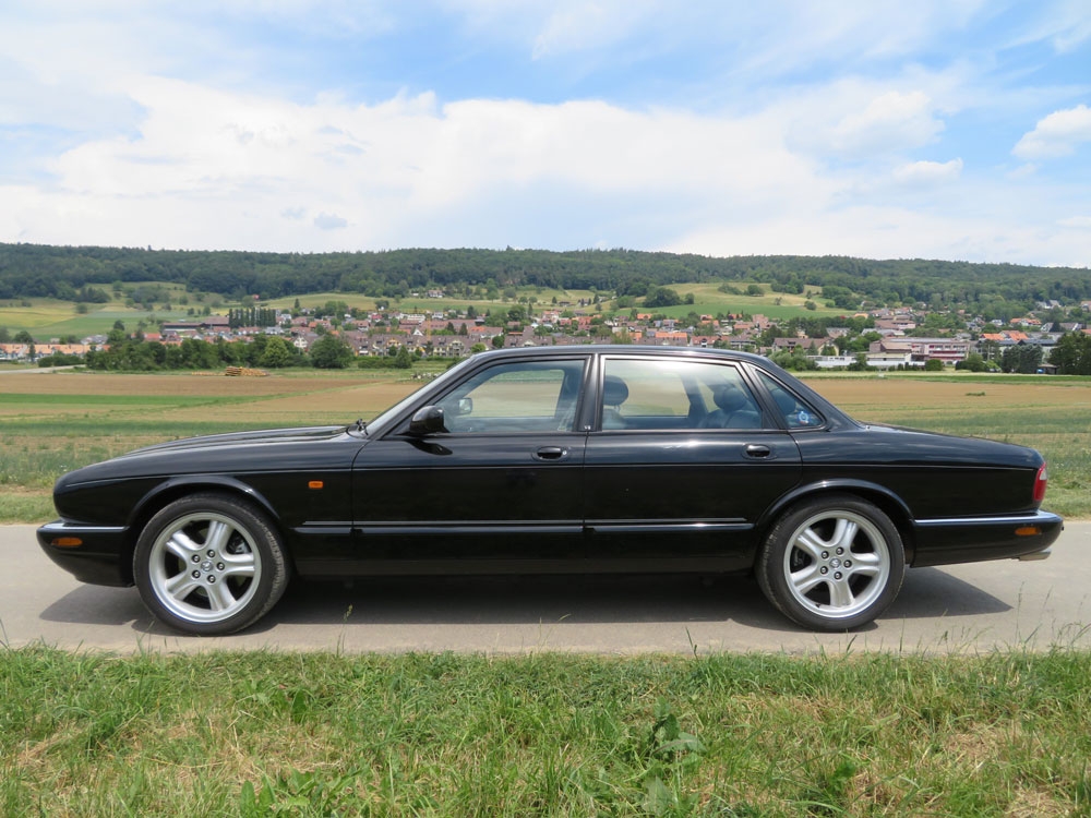 Jaguar XJR 4.0 V8 S/C Limousine
