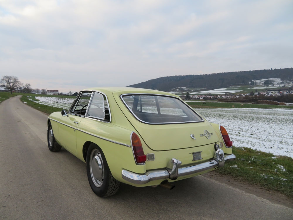 MG MGC GT Coupé