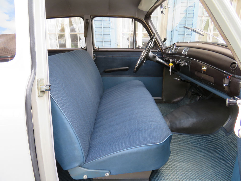 Mercedes-Benz 180 B Limousine