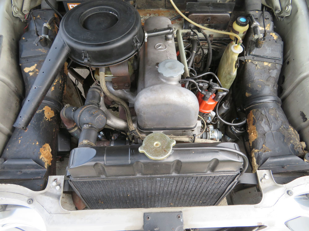 Mercedes-Benz 180 B Limousine