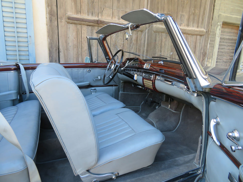 Mercedes-Benz 220 S Cabriolet