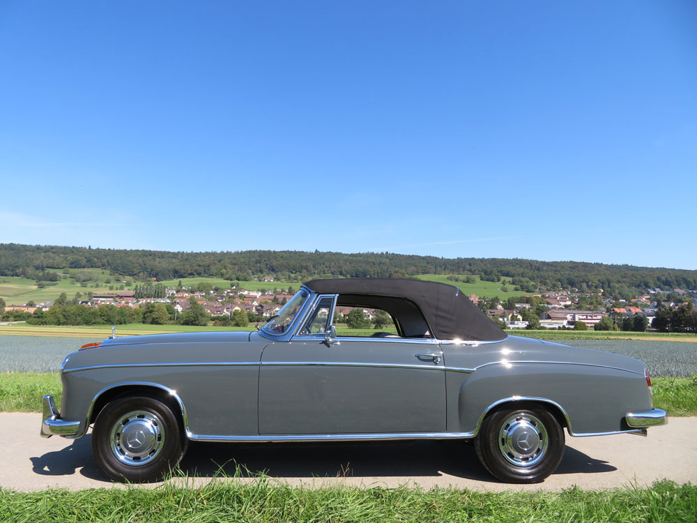 Mercedes-Benz 220 S Cabriolet