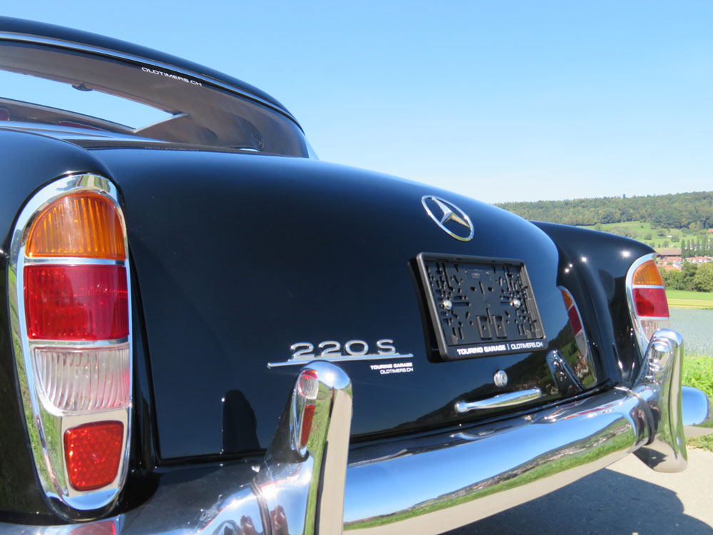 Mercedes-Benz 220 S Coupé