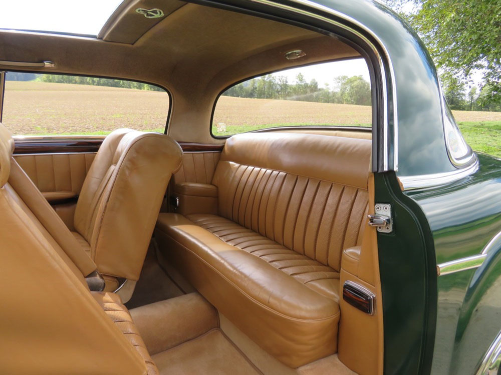 Mercedes-Benz 220 S Coupé