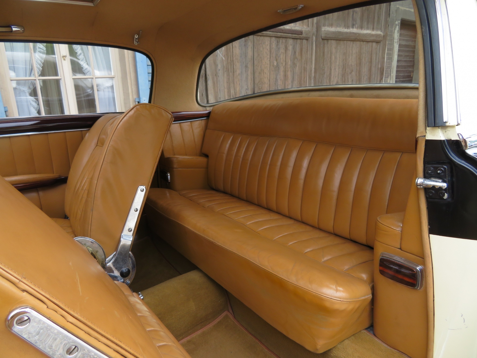 Mercedes-Benz 220 S Coupé