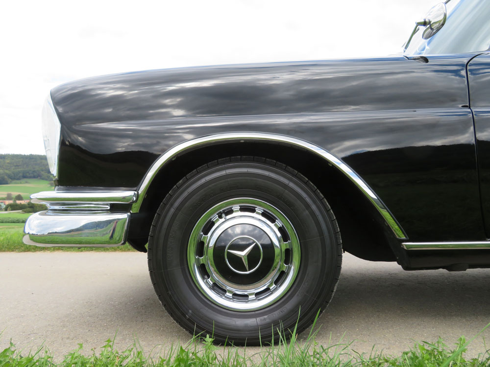 Mercedes-Benz 220 Sb Limousine