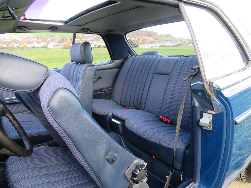 Mercedes-Benz 230 CE Coupé