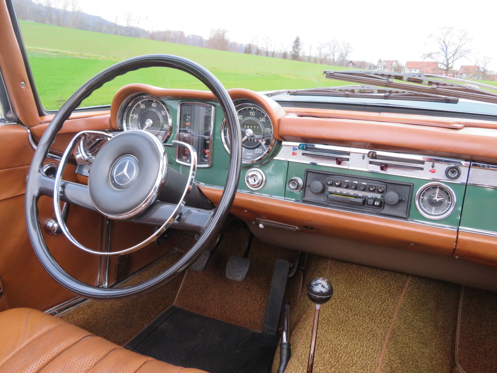 Mercedes-Benz 230 SL Pagode Cabriolet