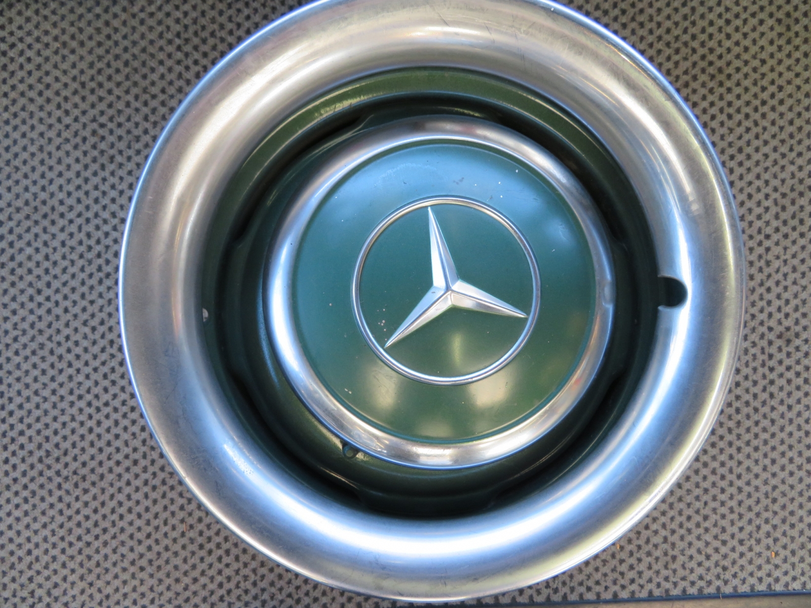 Mercedes-Benz 230 SL Pagode Cabriolet