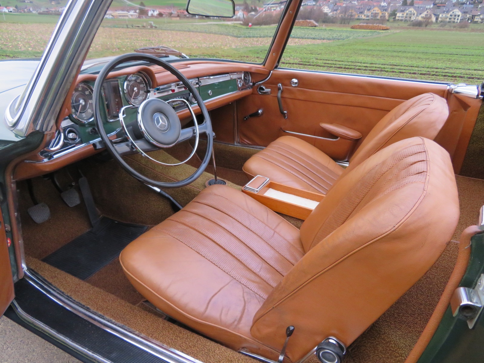 Mercedes-Benz 230 SL Pagode Cabriolet