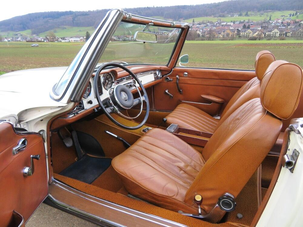 Mercedes-Benz 230 SL Pagode Cabriolet