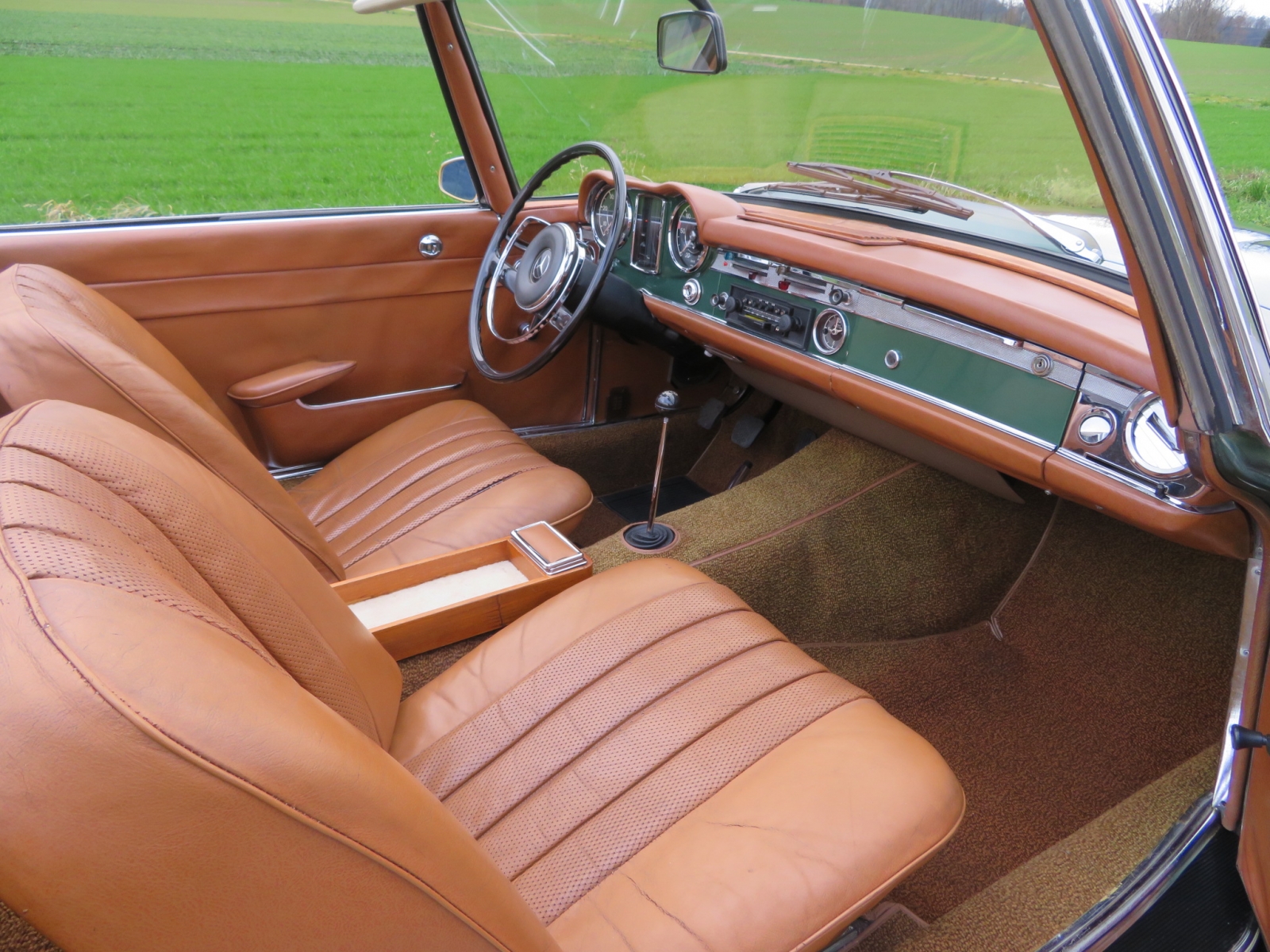 Mercedes-Benz 230 SL Pagode Cabriolet