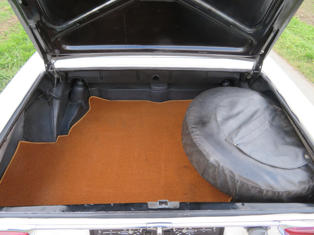 Mercedes-Benz 230 SL Pagode Cabriolet