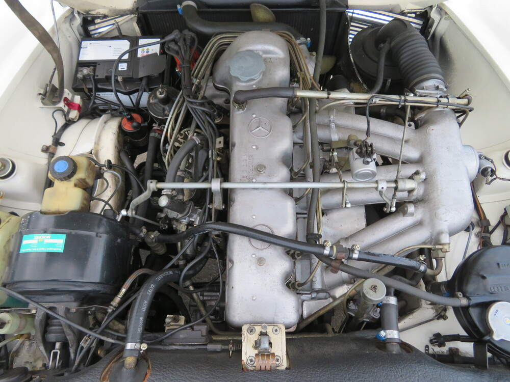 Mercedes-Benz 230 SL Pagode Cabriolet