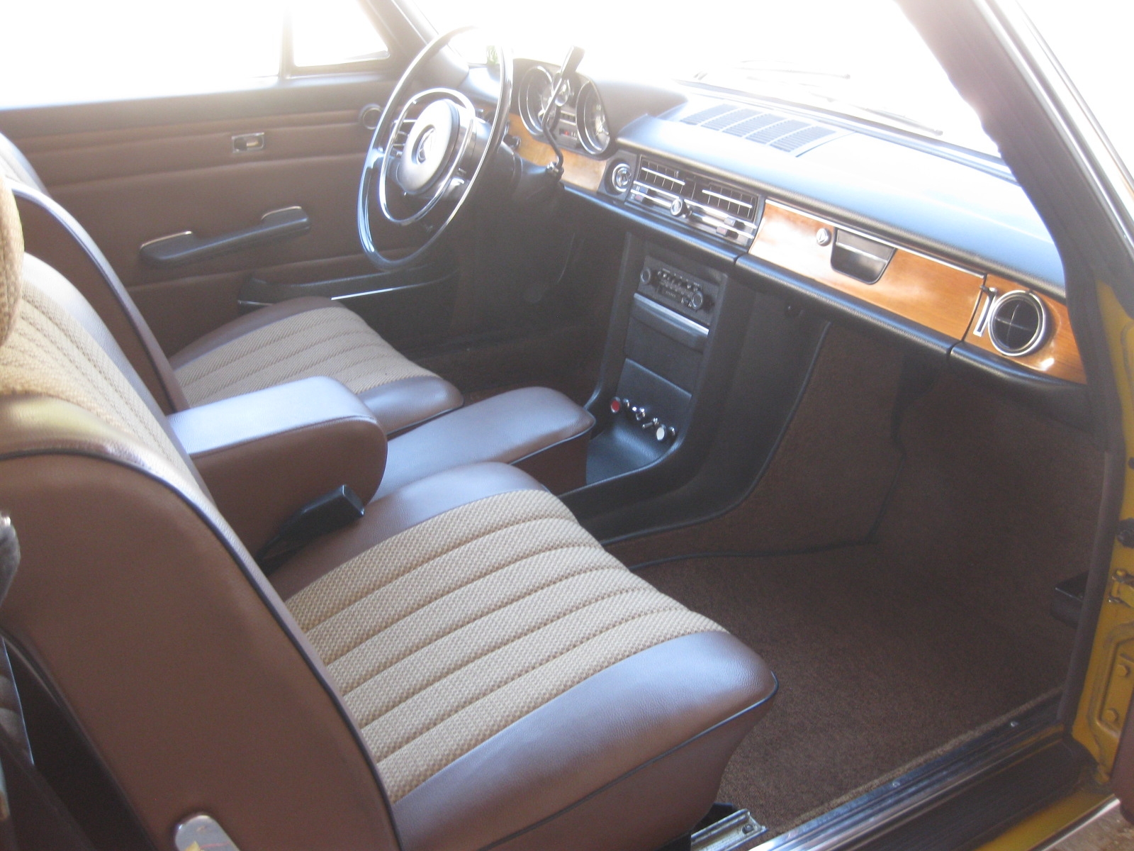 Mercedes-Benz 250 C Coupé