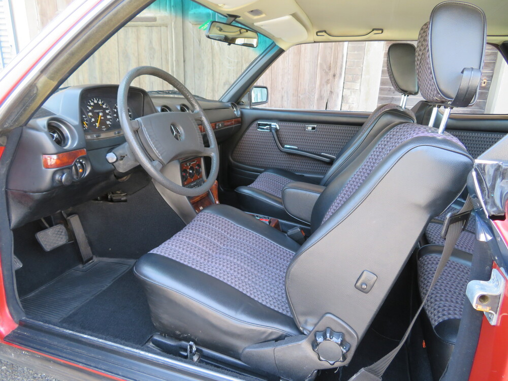 Mercedes-Benz 280 CE Coupé