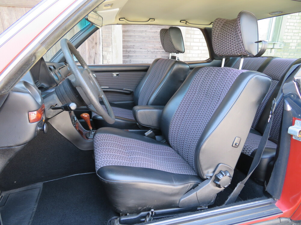 Mercedes-Benz 280 CE Coupé