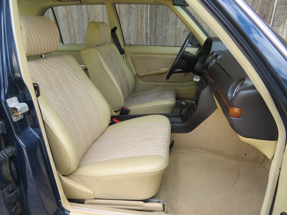 Mercedes-Benz 280 E Limousine