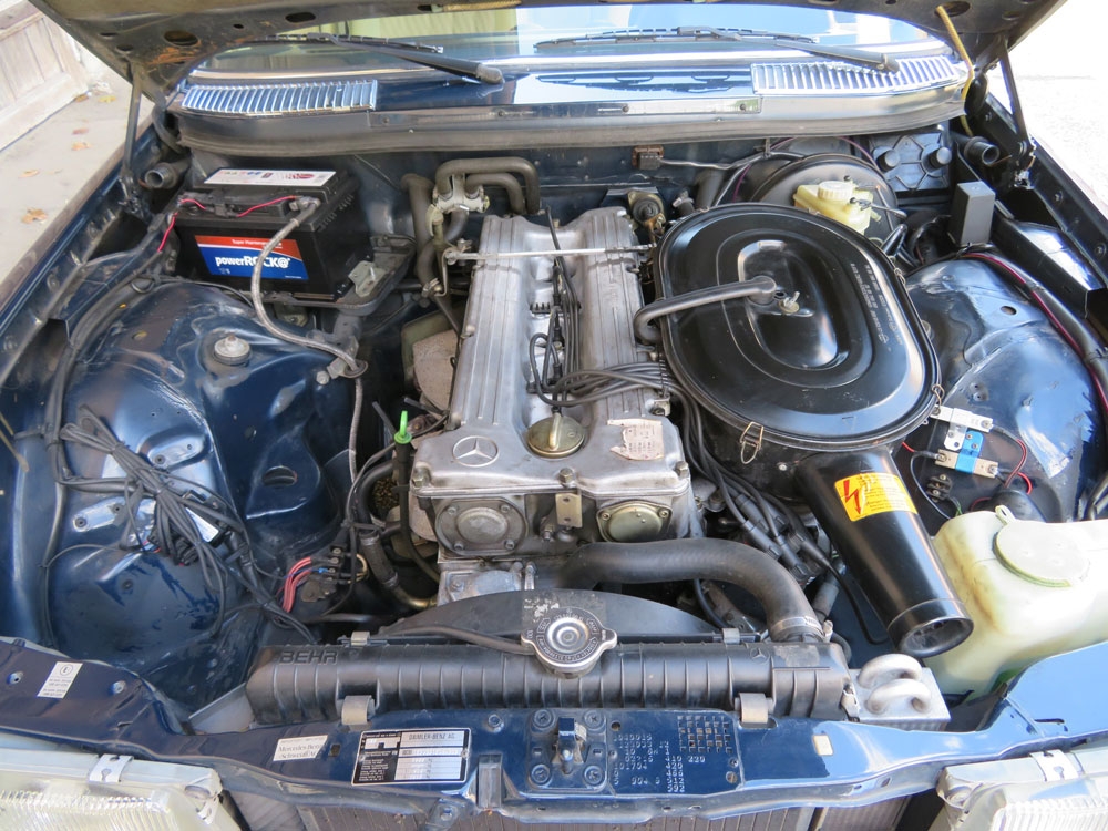 Mercedes-Benz 280 E Limousine