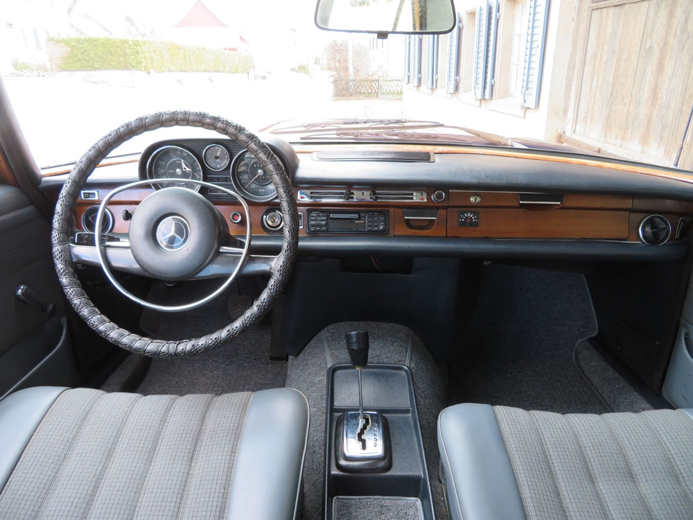 Mercedes-Benz 280 SE Limousine